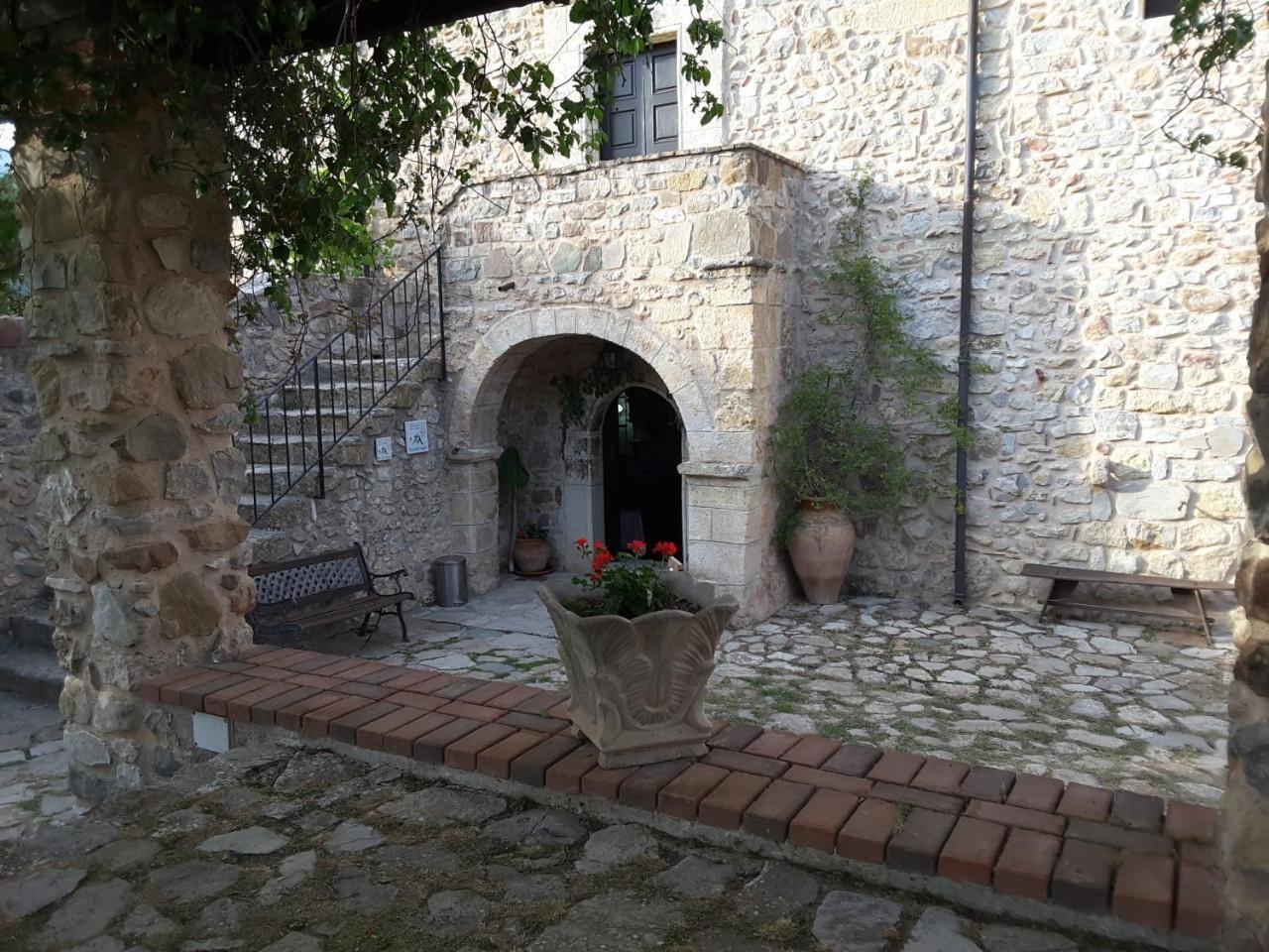 Villa Giardino Donna Lavia Polizzi Generosa Exterior foto